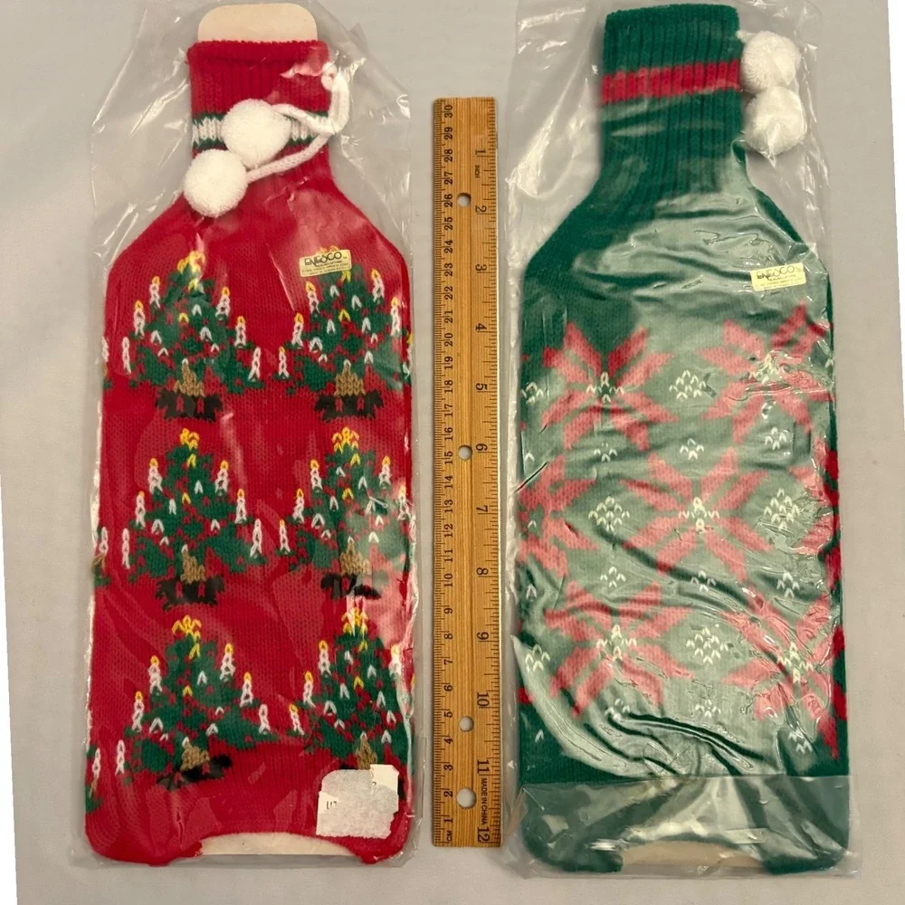 2‎ Vintage Enesco Christmas Bottle Sweaters Covers Poinsettia Wine Bottle Tree